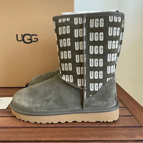 UGG Classic Short II UGG Graphic Boots SLA USA Women Size 7/UK 5/EU 38 - Picture 5 of 13